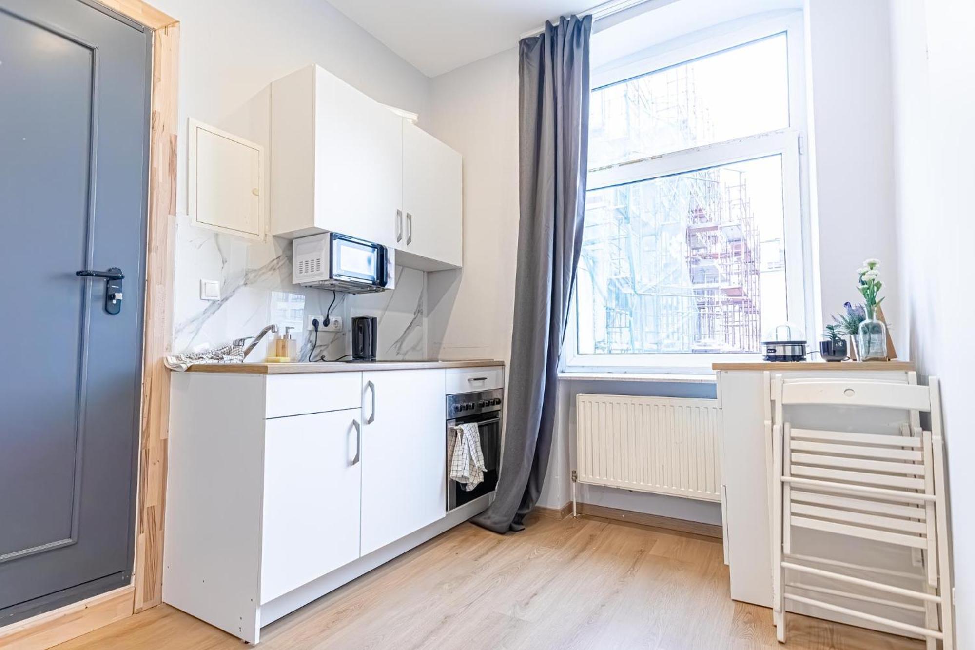 Spacious Shared Apartment Schoenbrunn Vienna Exterior photo