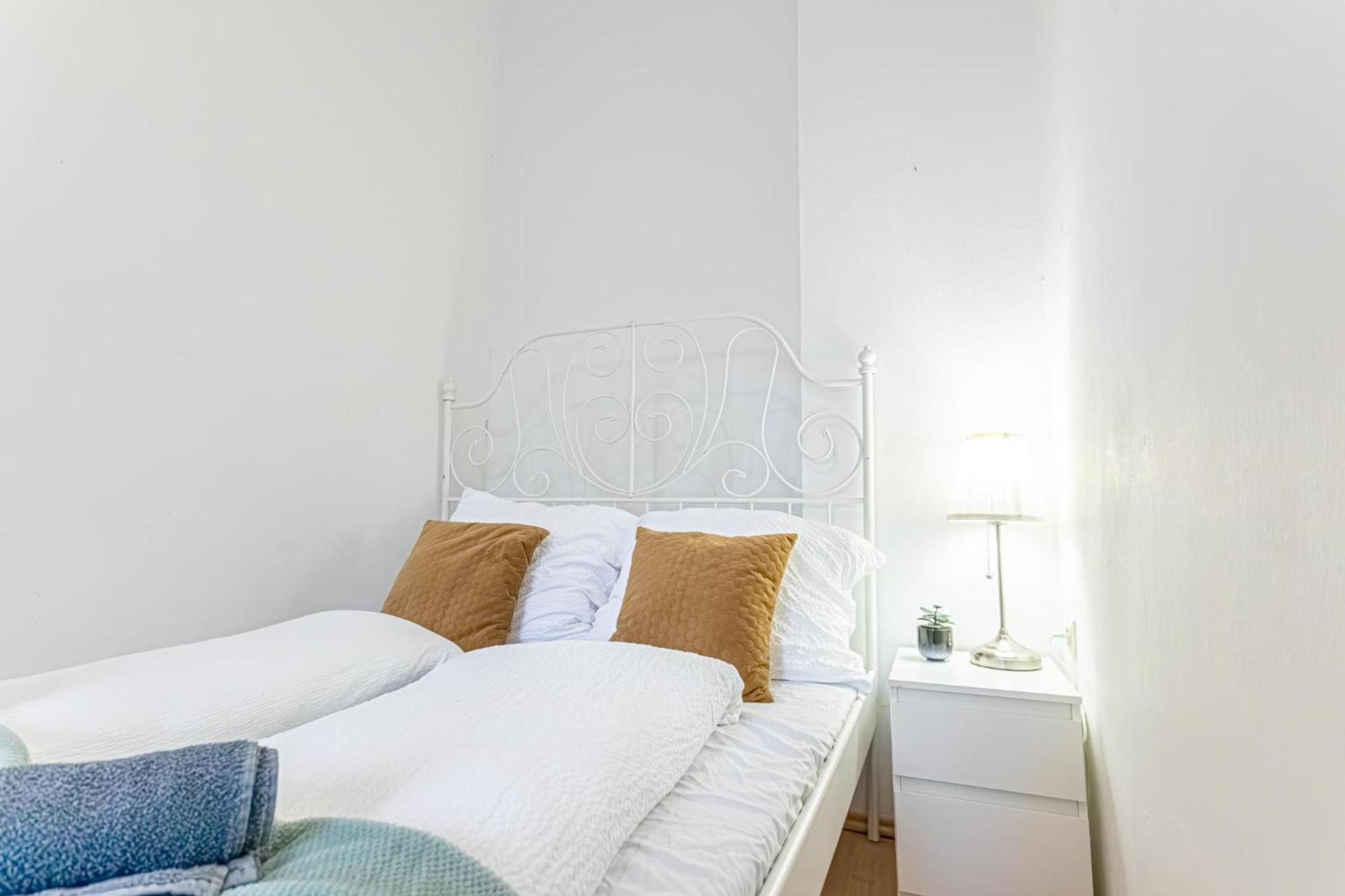 Spacious Shared Apartment Schoenbrunn Vienna Exterior photo