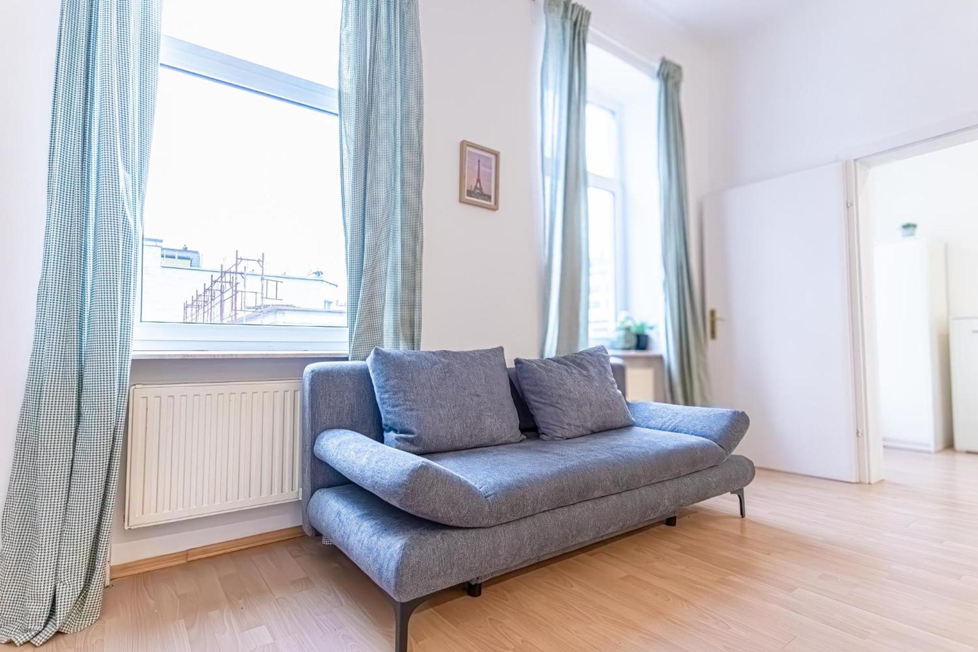 Spacious Shared Apartment Schoenbrunn Vienna Exterior photo